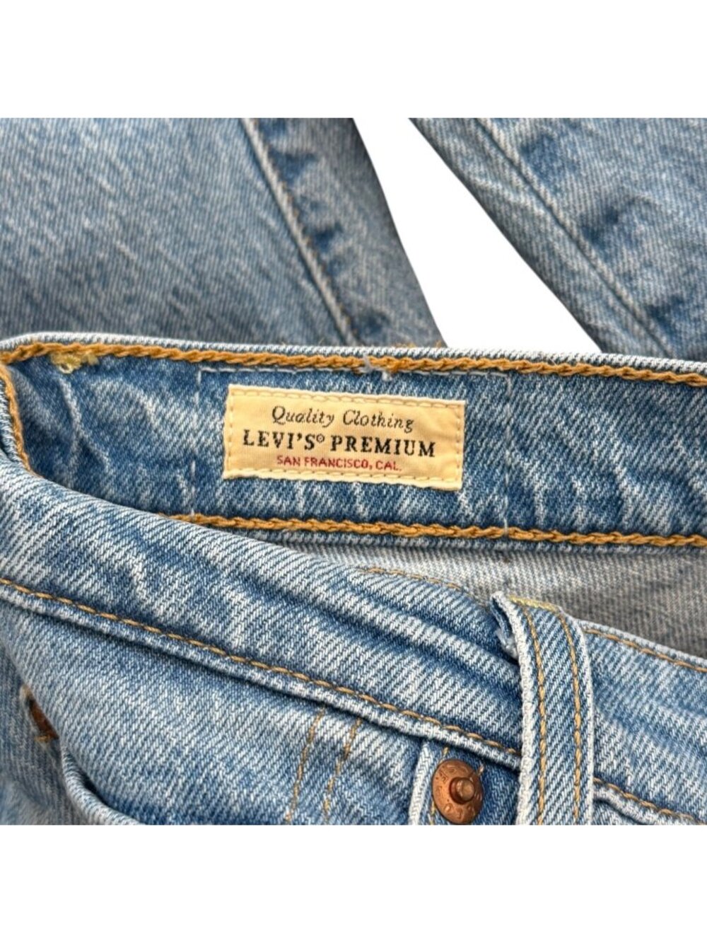 Levis Womens Size 29 Rib-Cage Straight Jeans High-Waisted Light Wash Raw Hem - Picture 5 of 10